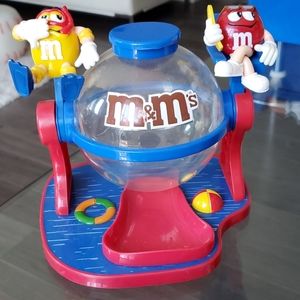 m&m vintage Beach parry dispenser